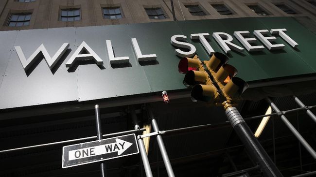 Wall Street Menguat Tipis karena Investor Menunggu Laporan Keuangan dan Data Ekonomi