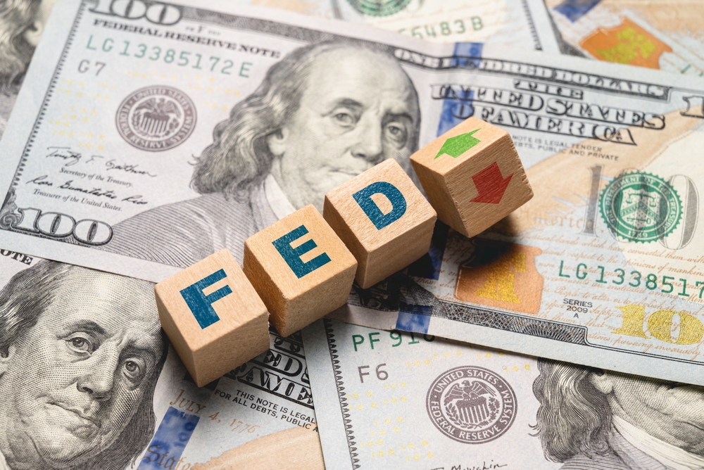 Dolar AS Menguat terhadap Mata Uang Utama Lainnya setelah The Fed Mempertahankan Suku Bunga