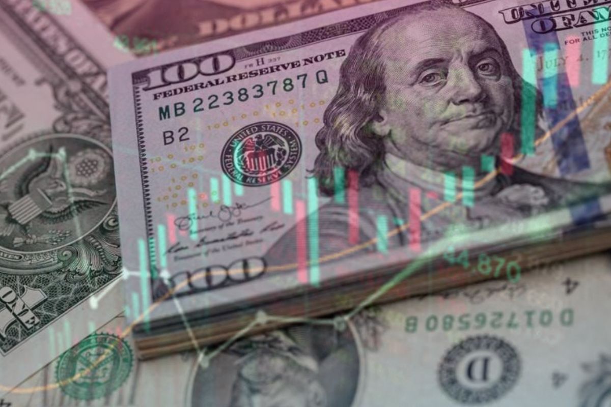 Dolar AS Menempatkan Penguatan Bulanan Pertama pada 2025 karena Kesepakatan Perdagangan