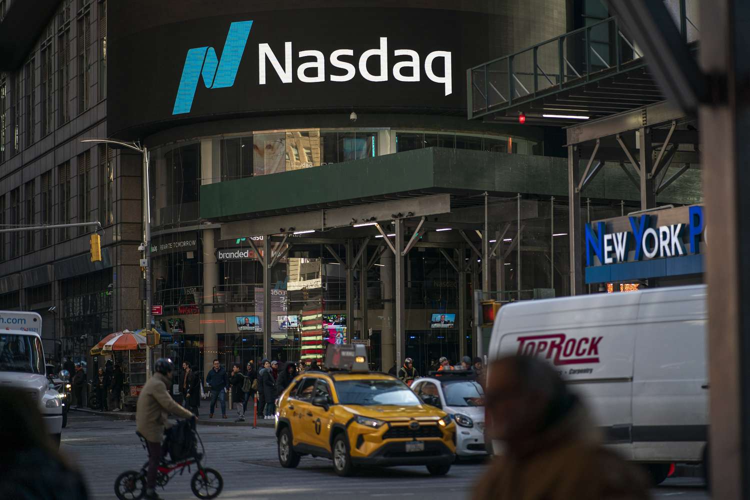 Nasdaq Catat Rekor Tertinggi dengan Kenaikan Teknologi dan Optimisme Penurunan Suku Bunga