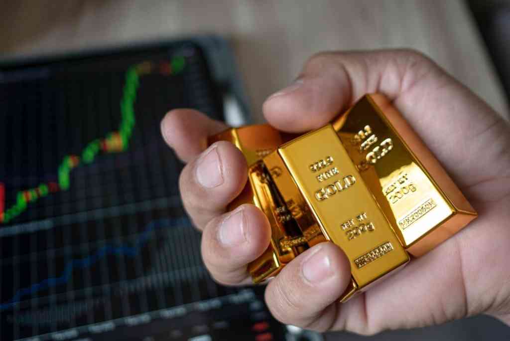 Emas Sedikit Berubah dengan Data Inflasi yang Menjadi Pusat Perhatian Investor