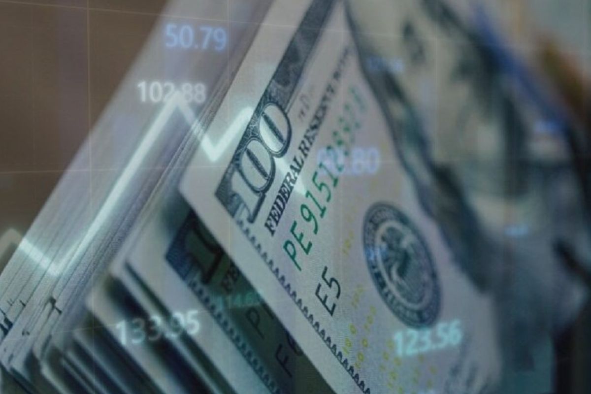Dolar AS Mencapai Level Terendah sejak Akhir Juli Menjelang Data Tenaga Kerja AS
