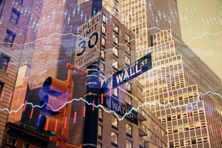 Wall Street Melemah karena Investor Menyingkirkan Sinyal Ketidakpastian Shutdown Pemerintah